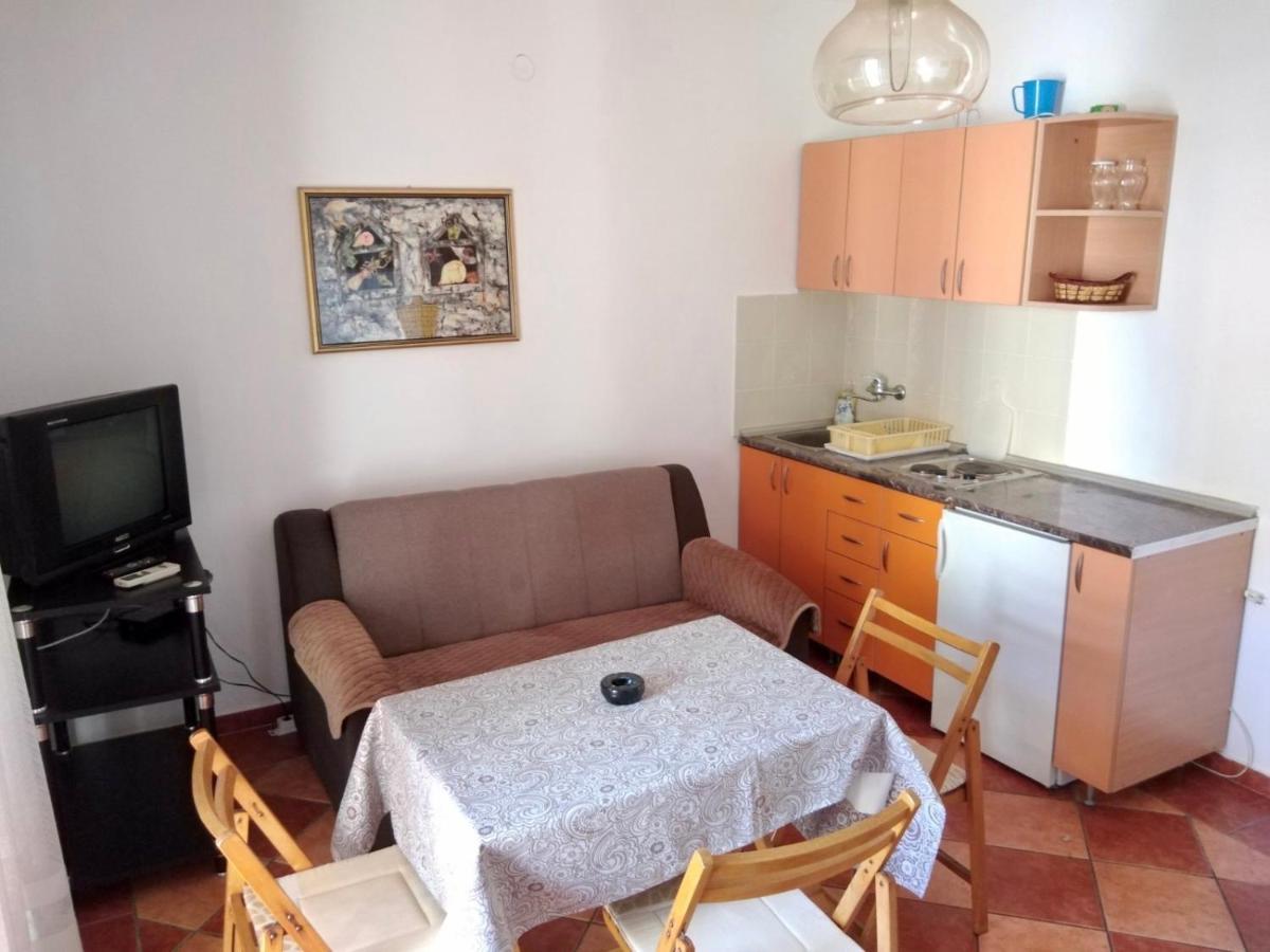 Apartments Mari Pržno Exterior foto